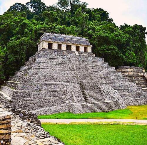 Hotels-in-Palenque